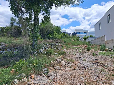 EXKLUSIVES BAUGRUNDSTÜCK MIT MEERBLICK IN KRIMOVICA – EINE ERSTKLASSIGE INVESTITION
